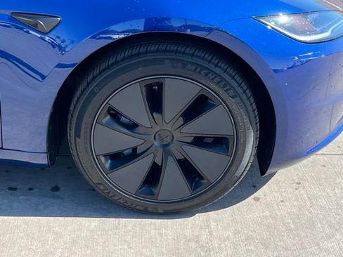 Used 2025 Tesla Model 3 RWD image 5
