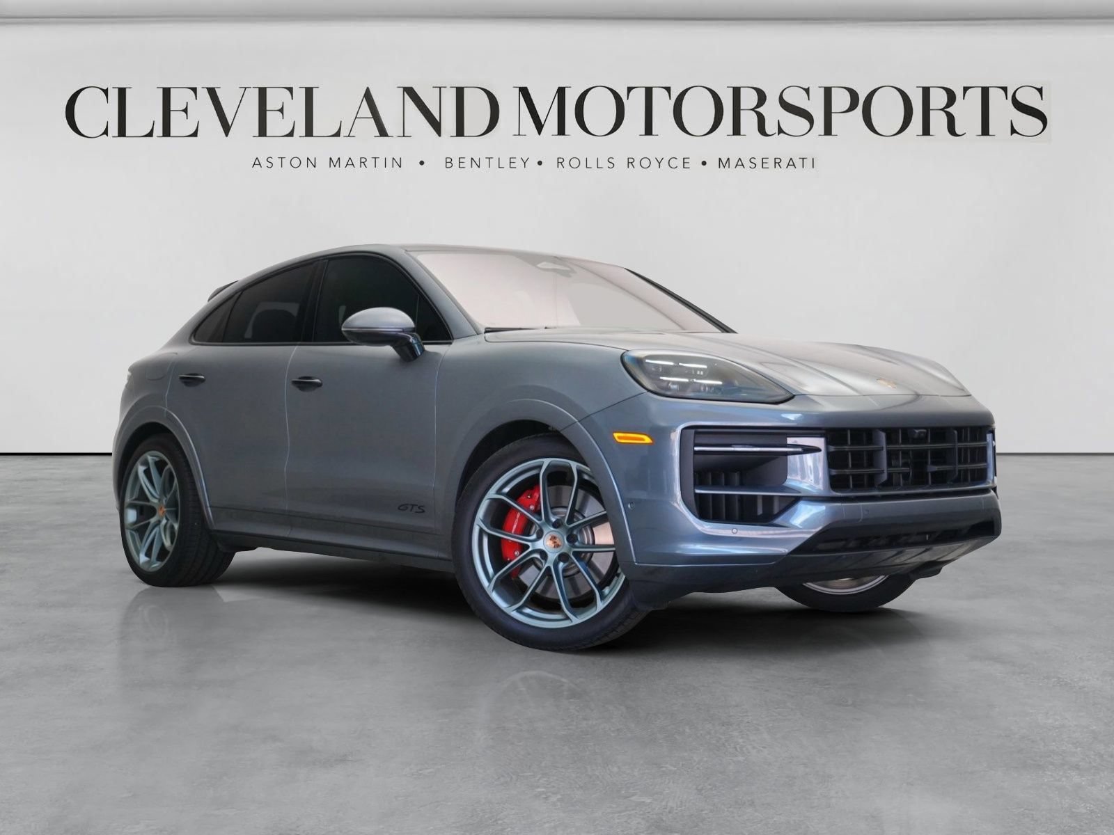 Used 2026 Porsche Cayenne GTS AWD/4WD image 1