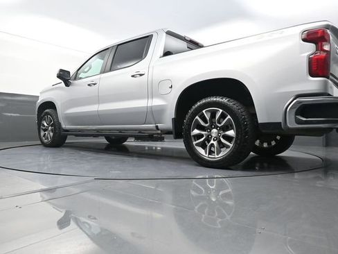 Used 2020 Chevrolet Silverado 1500 LT w/ All-Star Edition image 41