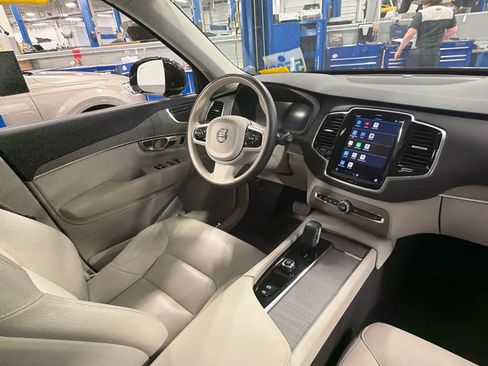 Used 2025 Volvo XC90 B6 Plus AWD/4WD image 20