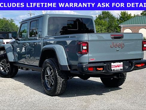 Used 2026 Jeep Gladiator Mojave AWD/4WD image 9