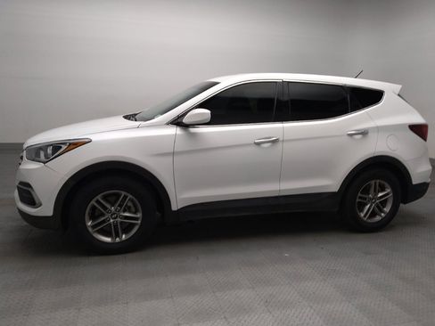 Used 2018 Hyundai Santa Fe Sport FWD image 2