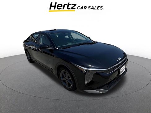Used 2025 Kia K4 FWD image 1