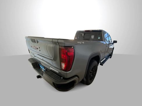 Used 2020 GMC Sierra 1500 Elevation w/ Elevation Value Package AWD/4WD image 8