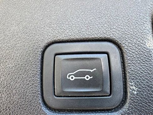Used 2024 Chevrolet Equinox LT AWD/4WD image 27