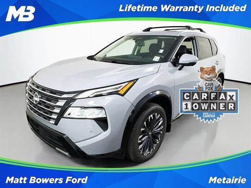 Used 2025 Nissan Rogue Platinum FWD image 1