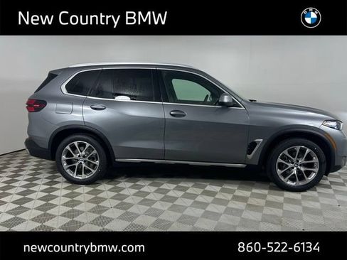 New 2026 BMW X5 xDrive40i w/ Climate Comfort Package AWD/4WD image 8