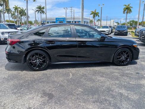 Used 2025 Honda Civic Sport image 8