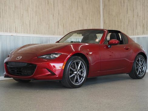 Used 2018 MAZDA MX-5 Miata RF Grand Touring image 5
