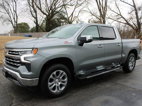 New 2026 Chevrolet Silverado 1500 LTZ w/ Z71 Off-Road Package image 4