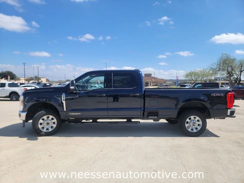 Used 2024 Ford F250 XLT image 4