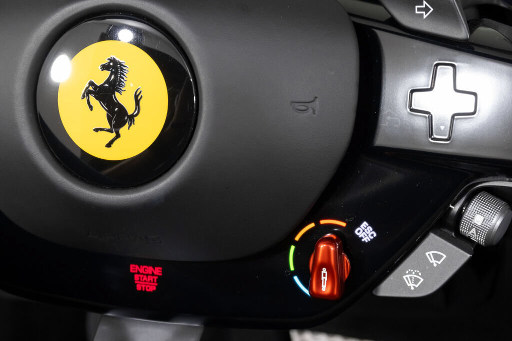 Used 2025 Ferrari Roma Spider RWD image 39