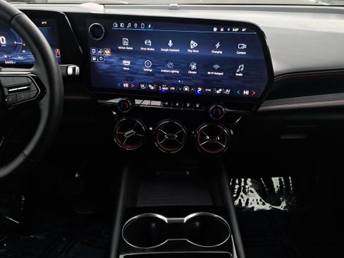 Used 2024 Chevrolet Blazer EV RS image 19