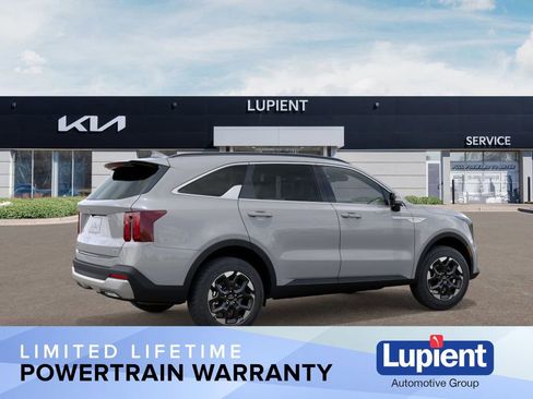 New 2026 Kia Sorento S image 9