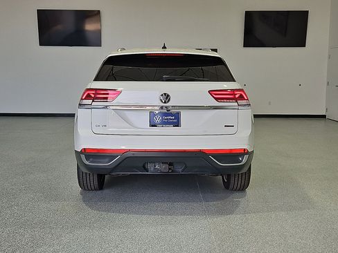 Used 2022 Volkswagen Atlas Cross Sport SE AWD/4WD image 7