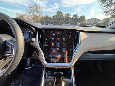 Used 2020 Subaru Outback Premium image 11