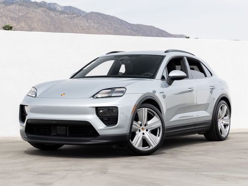 New 2026 Porsche Macan Electric RWD image 1
