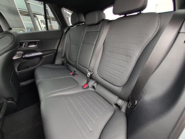 Used 2026 Mercedes-Benz GLC 300 image 18
