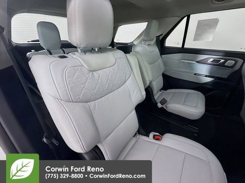 New 2026 Ford Explorer Platinum w/ LUX Leather Package AWD/4WD image 32
