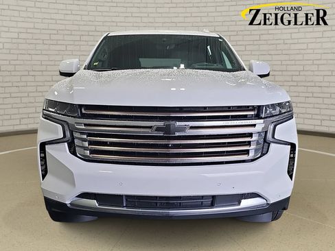 Used 2024 Chevrolet Suburban High Country w/ Max Trailering Package AWD/4WD image 2