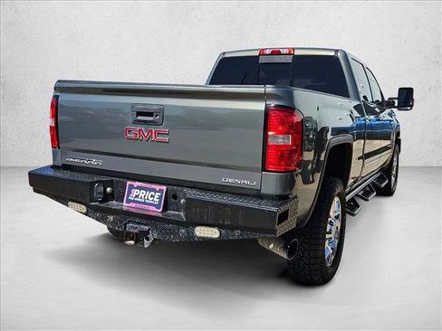 Used 2017 GMC Sierra 2500 Denali w/ Duramax Plus Package AWD/4WD image 4
