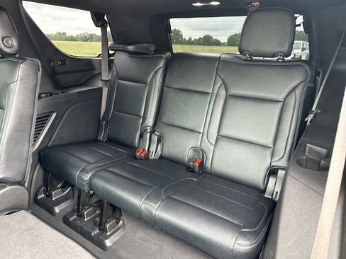Used 2021 GMC Yukon SLE AWD/4WD image 23
