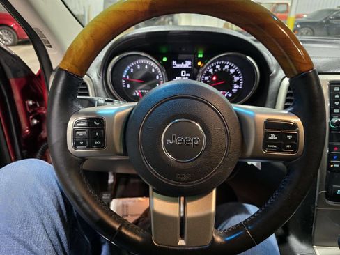 Used 2012 Jeep Grand Cherokee Overland image 39