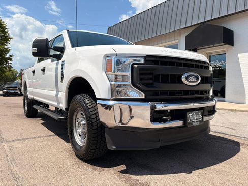 Used 2022 Ford F250 XL w/ Power Equipment Group AWD/4WD image 4