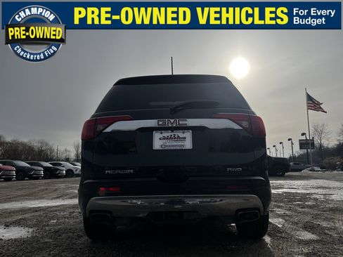 Used 2017 GMC Acadia Denali w/ Technology Package image 12