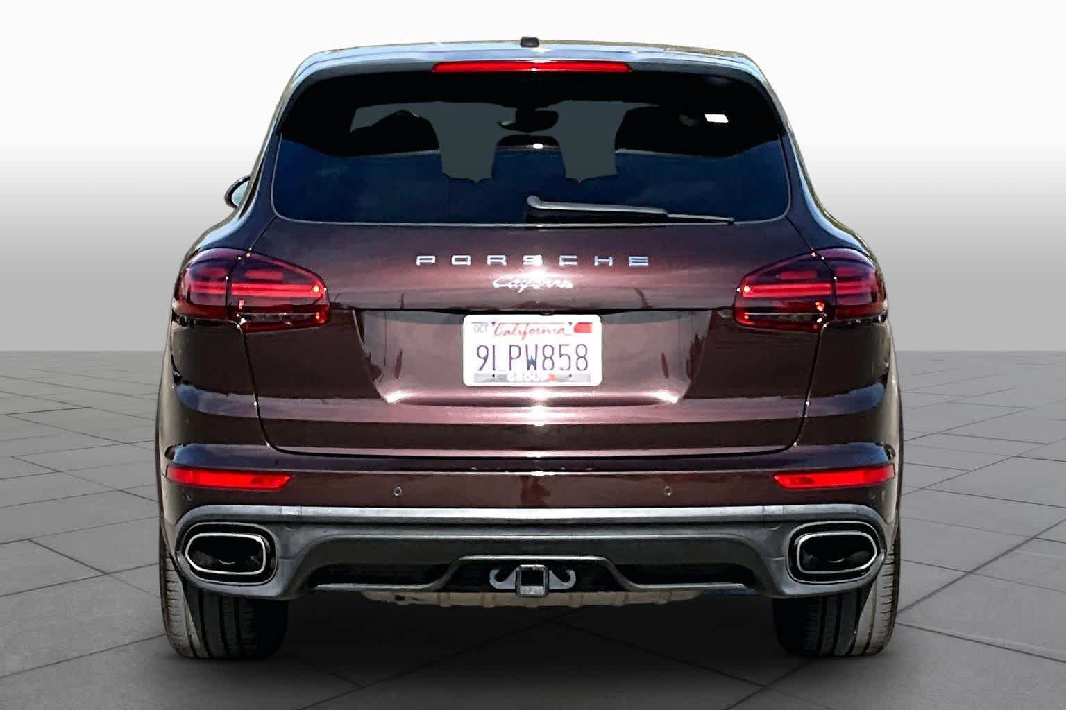 Used 2018 Porsche Cayenne Platinum Edition AWD/4WD image 4