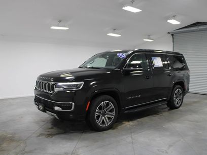 Used 2024 Jeep Wagoneer Series II w/ Flexible Seating Group