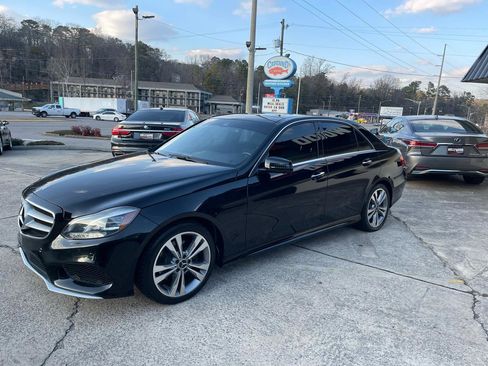 Used 2016 Mercedes-Benz E 350 Sedan w/ Premium Package image 3
