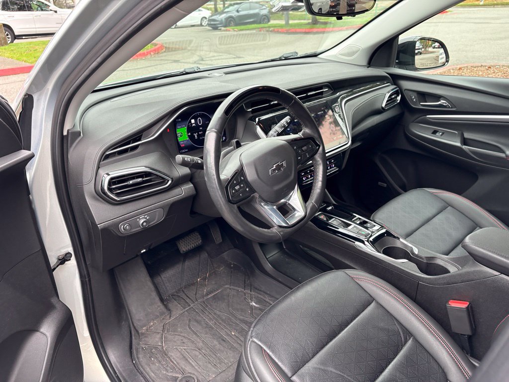 Used 2023 Chevrolet Bolt EUV Premier w/ Sun & Sound Package FWD image 19