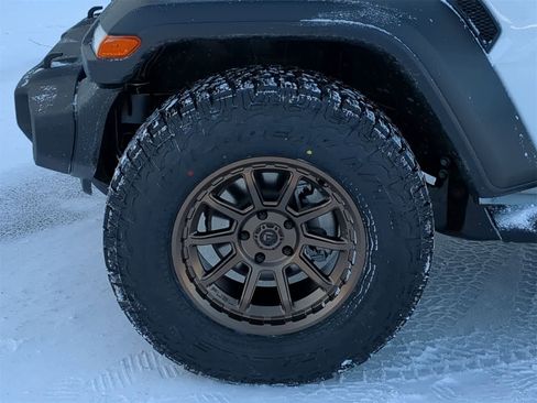 Used 2026 Jeep Wrangler Sport image 20