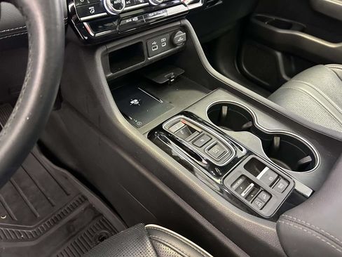 Used 2023 Honda Pilot Elite image 21