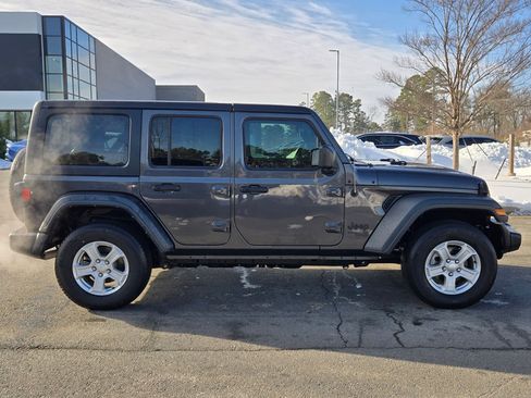 Used 2021 Jeep Wrangler Unlimited Sport image 8