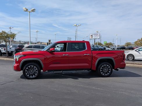 Used 2025 Toyota Tundra Limited AWD/4WD image 5