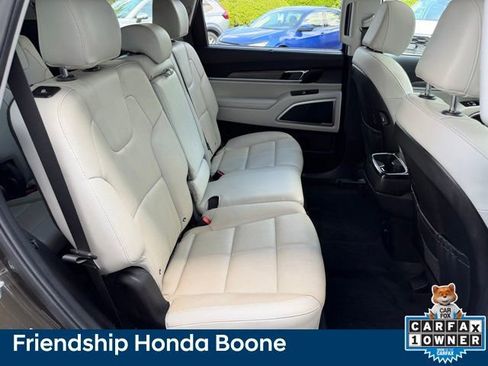 Used 2021 Kia Telluride EX AWD/4WD image 47