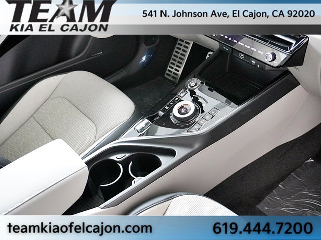 New 2026 Kia Niro Wave w/ Wave Preserve Package FWD image 12
