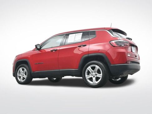 Used 2023 Jeep Compass Sport image 39