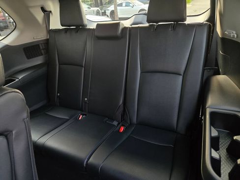 Used 2026 Toyota Grand Highlander AWD Hybrid image 13