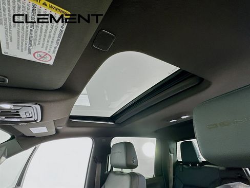 Used 2021 GMC Sierra 2500 Denali w/ Denali Ultimate Package image 26