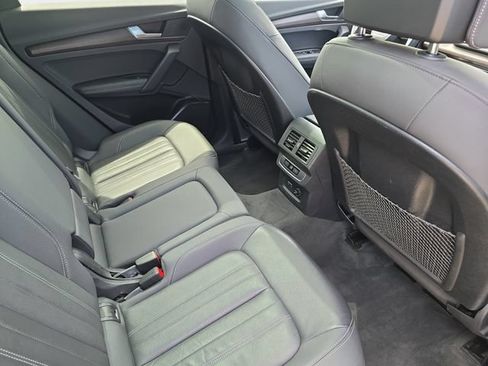 Used 2021 Audi Q5 e Premium Plus w/ Premium Plus Package AWD/4WD image 13