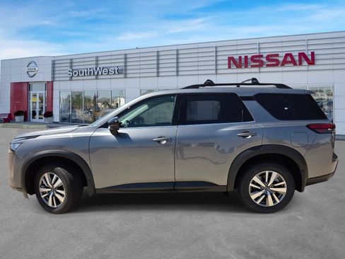 New 2026 Nissan Pathfinder SL FWD image 8