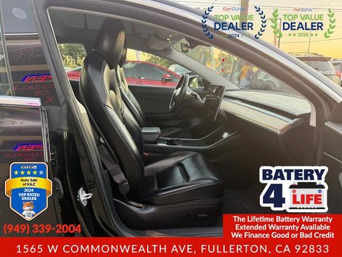 Used 2018 Tesla Model 3 Long Range RWD image 26