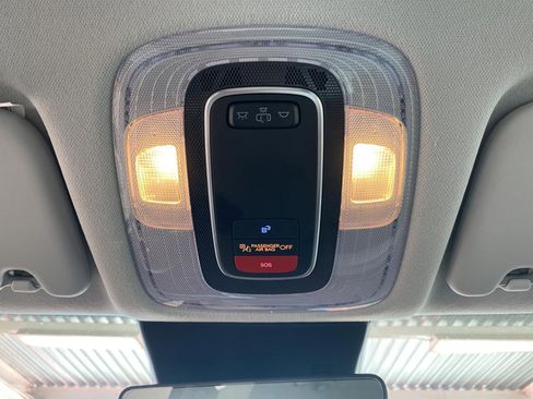 Used 2025 Hyundai Kona SEL FWD image 23