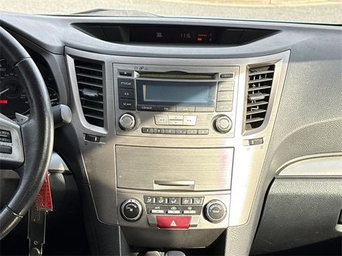 Used 2012 Subaru Legacy 2.5i Premium w/ All-Weather Pkg image 13