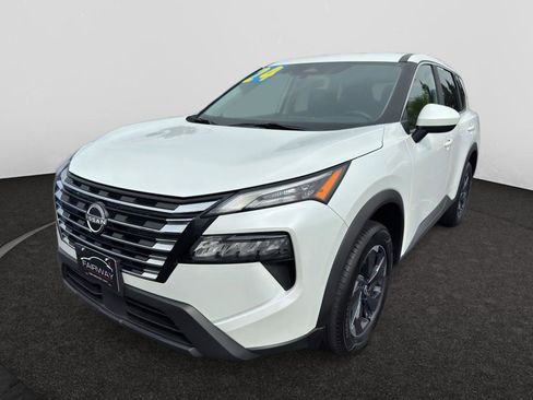 Used 2024 Nissan Rogue SV AWD/4WD image 1