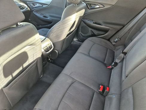 Used 2018 Chevrolet Malibu LT image 13