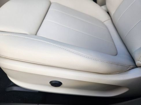 New 2026 Mercedes-Benz CLA 250 4MATIC image 9